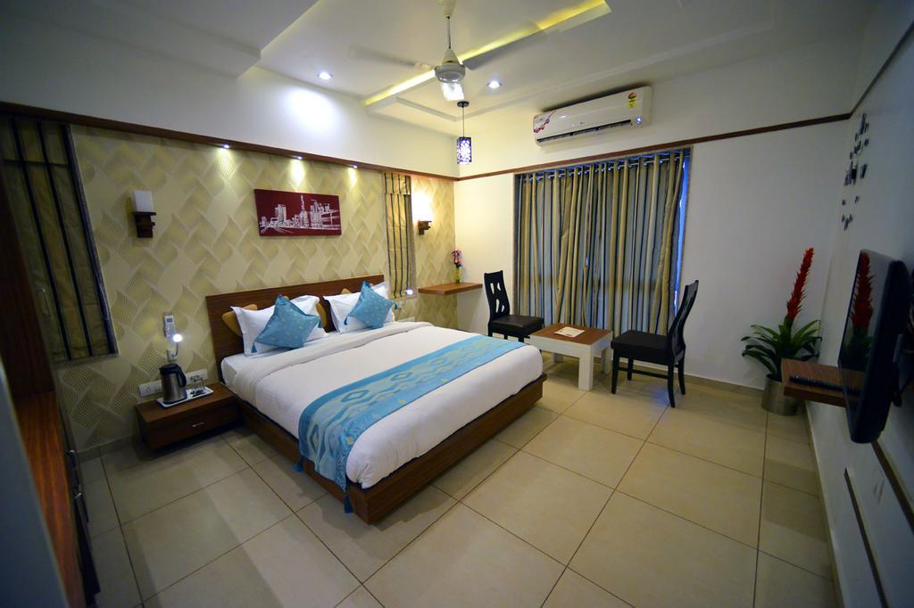 The Grand Imperial Hotel Morbi Zimmer foto