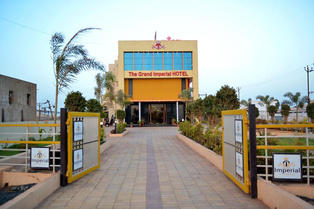 The Grand Imperial Hotel Morbi Exterior foto